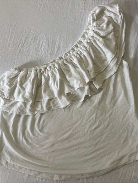 Ralph Lauren Tops - Ralph Lauren White One Shoulder Ruffle Top
